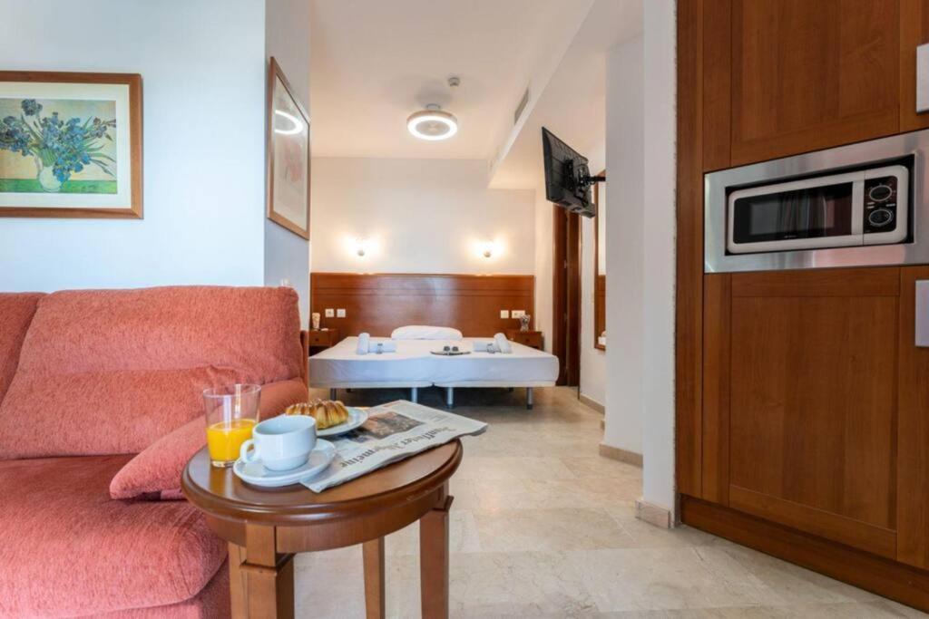 Ct 240 - Beachfront Apartment -Don Juan Manilva Eksteriør bilde