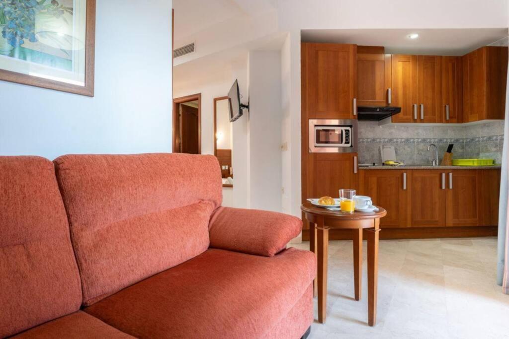 Ct 240 - Beachfront Apartment -Don Juan Manilva Eksteriør bilde