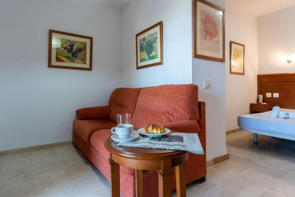 Ct 240 - Beachfront Apartment -Don Juan Manilva Eksteriør bilde